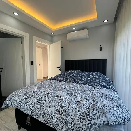 6 Yatak Odali Ultra Lueks Yeni Villa *